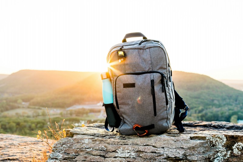 Was man für eine 4-stündige Wanderung im Rucksack mitnehmen sollte: Ein umfassender Leitfaden und da